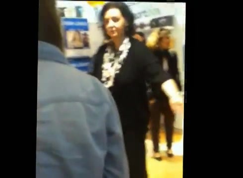 DEMI LOVATO IN ITALY 31-03-12 1159 - Demilush in Italy Part oo2