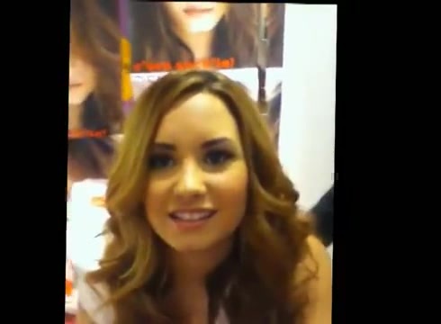 DEMI LOVATO IN ITALY 31-03-12 1893 - Demilush in Italy Part oo3