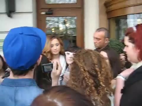 Demi Lovato In Milan - Outside Her Hotel 1385 - Demilush In Milan - Outside Her Hotel Part oo2