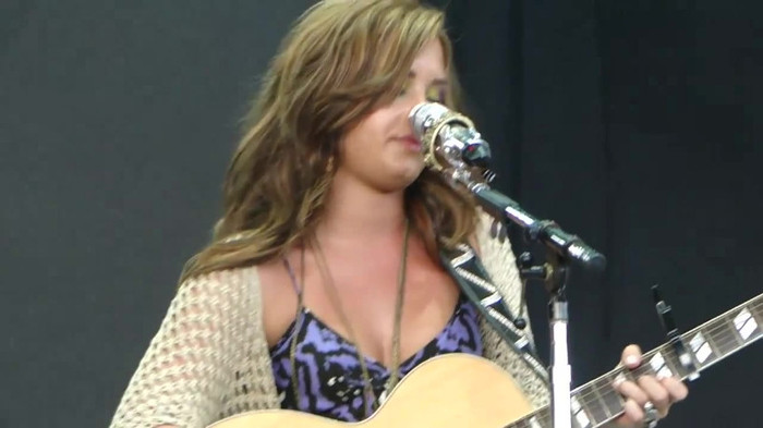 Demi Lovato Stop The World Soundcheck Tampa {HD} 1050