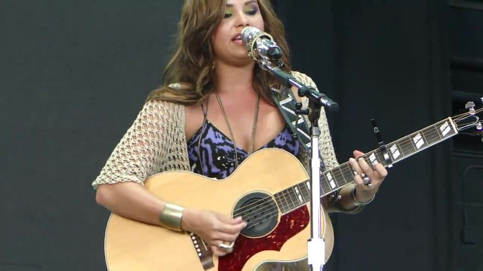 Demi Lovato Stop The World Soundcheck Tampa {HD} 1710 - Demilush - Stop The World Soundcheck Tampa Part oo3