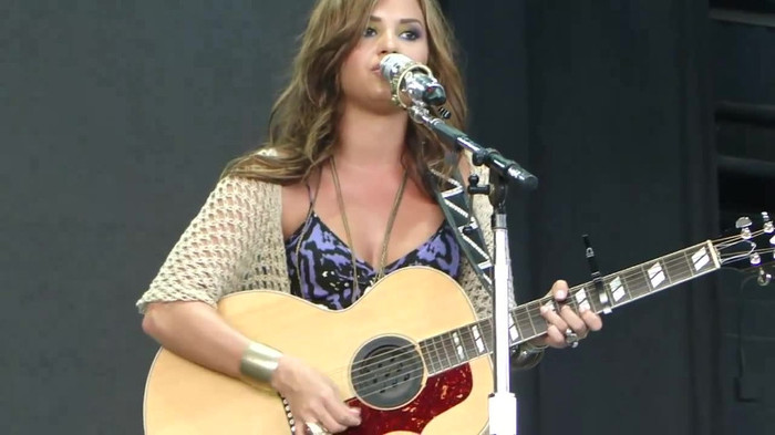 Demi Lovato Stop The World Soundcheck Tampa {HD} 1851 - Demilush - Stop The World Soundcheck Tampa Part oo3