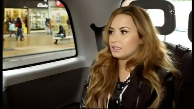 Interview KOKO POP (824) - Demi - KOKO POP Interview Part oo1