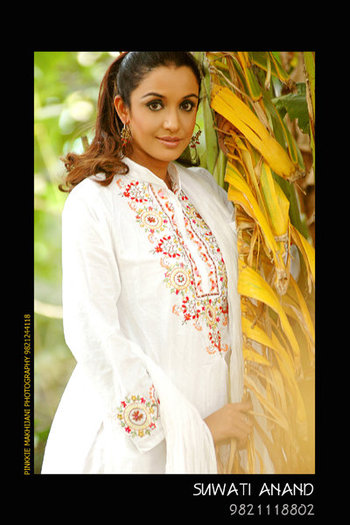 Suwati Anand in Love [5]