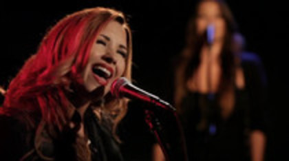 Demi Lovato - Give Your Heart A Break Piano only version (524) - Demi - Give Your Heart A Break Piano only version Part oo2