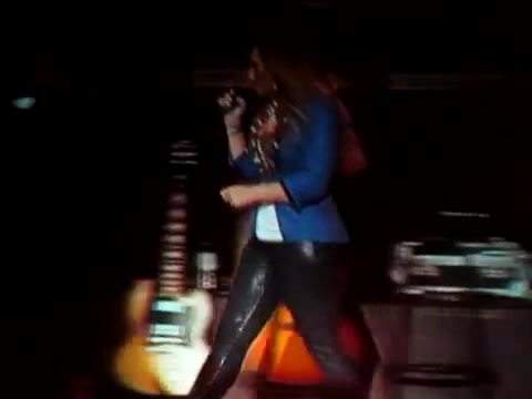 Demi Unbroken Live In Panama (3887) - Demi - Unbroken Live In Panama City Part oo7