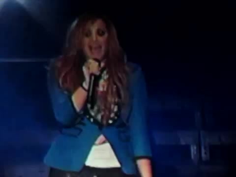 Demi Unbroken Live In Panama (4180) - Demi - Unbroken Live In Panama City Part oo8