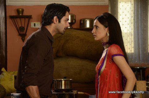 1 (37) - Iss Pyaar Ko Kya Naam Doon - Picture Gallery II