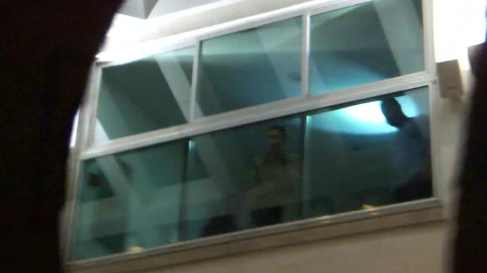 Demi  -  Sheraton Barra (525) - Demi - She Welcomes Fans From Hotel Balcony Part oo1