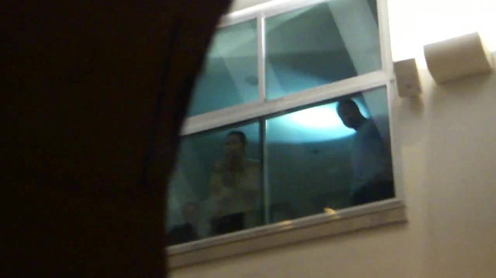 Demi  -  Sheraton Barra (538) - Demi - She Welcomes Fans From Hotel Balcony Part oo1