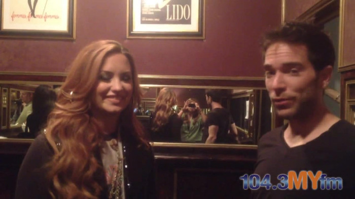 1043 MYfm\'s Ty Bentli with Demi Lovato in LA 0139 - Demi - 1043 MYfm Ty Bentli