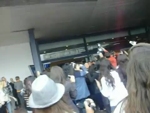 Demi Lovato at the airport. Argentina. 2012 0862 - Demi at the airport Argentina 2012 Part oo1