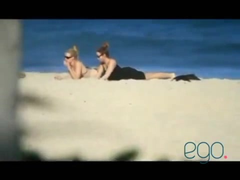 Demi Lovato in the beach - Rio de Janeiro - BRAZIL 0135 - Demi in the beach - Rio de Janeiro - BRAZIL