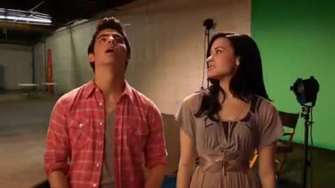 Oceans Bloopers - Joe Jonas and Demi Lovato 0171