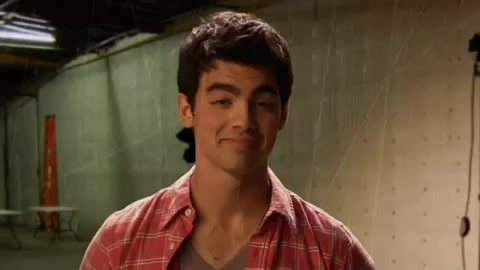 Oceans Bloopers - Joe Jonas and Demi Lovato 0193