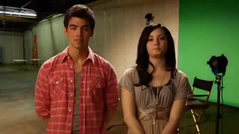 Oceans Bloopers - Joe Jonas and Demi Lovato 0227