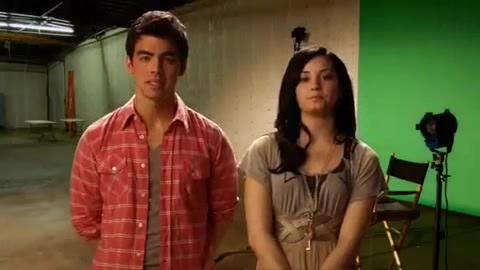 Oceans Bloopers - Joe Jonas and Demi Lovato 0230