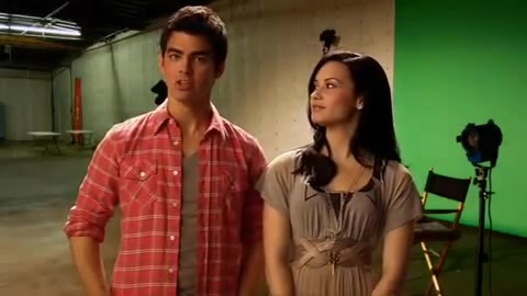 Oceans Bloopers - Joe Jonas and Demi Lovato 0369