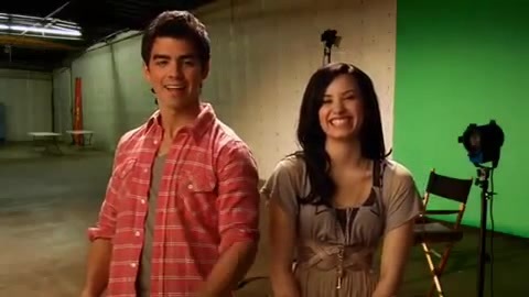 Oceans Bloopers - Joe Jonas and Demi Lovato 0438