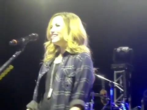 bscap0049 - Demi Answers Fans Question WOULD YOU GO LESBIAN FOR LOVATICS Sao Paulo Brazil