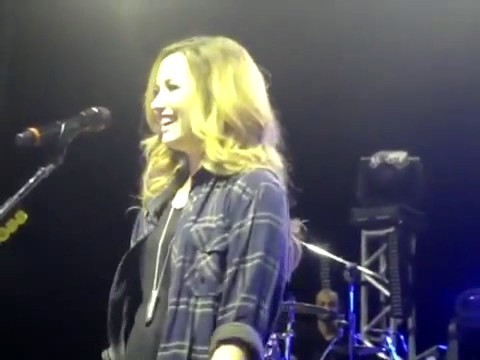 bscap0212 - Demi Answers Fans Question WOULD YOU GO LESBIAN FOR LOVATICS Sao Paulo Brazil