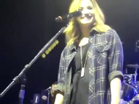 bscap0416 - Demi Answers Fans Question WOULD YOU GO LESBIAN FOR LOVATICS Sao Paulo Brazil