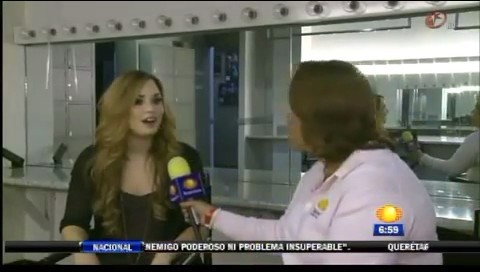 bscap0309 - Demi - Entrevista en Mexico Soy Fan de Danna Paola