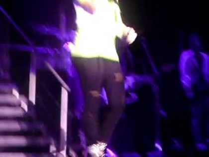 bscap0085 - Demi makes a speech after falling up the stairs in Atlanta