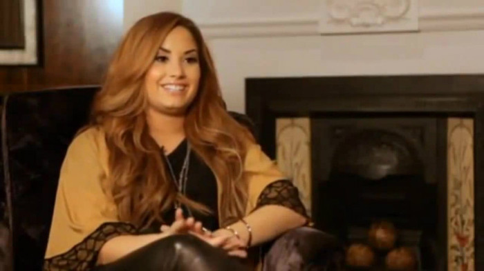 Demi Lovato Fans Questions!  (2012) 2648