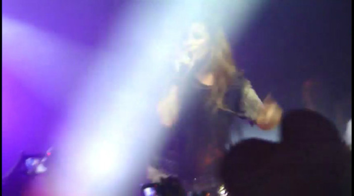 bscap0100 - Demi - Give Your Heart A Break - Sao Paulo 20 04 2012