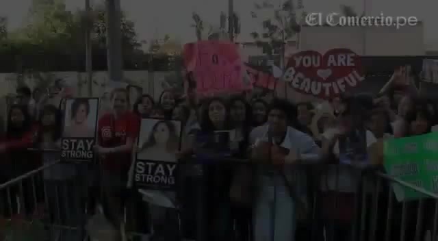 Demi Lovato Llego A Perú Y Saludo A Sus Fans  2012 00113