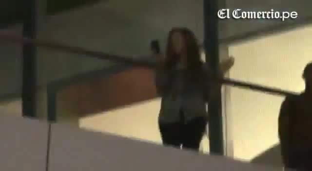 Demi Lovato Llego A Perú Y Saludo A Sus Fans  2012 12912 - Demi - Llego A Peru Y Saludo A Sus Fans 2012 Part o25