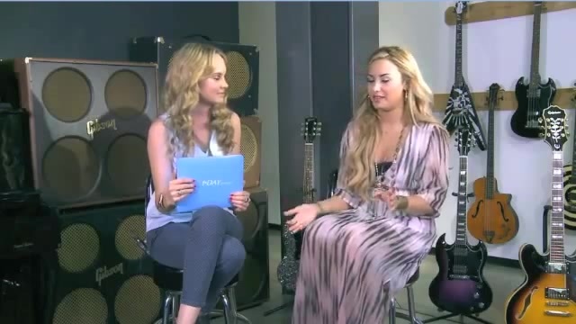 Demi Lovato Acuvue Live Chat - May 16_ 2012 024753 - Demi - Acuvue Live Chat - May 16 2012 Part o49