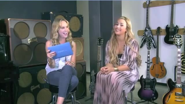 Demi Lovato Acuvue Live Chat - May 16_ 2012 037210 - Demi - Acuvue Live Chat - May 16 2012 Part o74