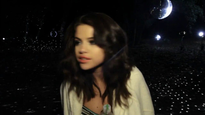 bscap0206 - VEVO News Behind The Scenes of Hit The Lights-SC-Part I