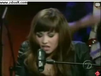 Demi Lovato-This is me(Live) with lyrics 12654 - Demilush - This is me - Live with Regis and Kelly Part o26