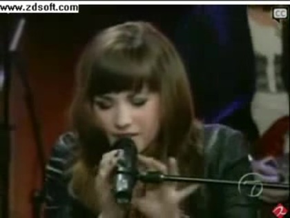 Demi Lovato-This is me(Live) with lyrics 12808 - Demilush - This is me - Live with Regis and Kelly Part o26