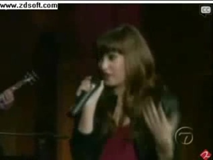 Demi Lovato-This is me(Live) with lyrics 14211 - Demilush - This is me - Live with Regis and Kelly Part o29