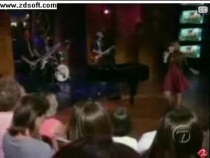 Demi Lovato-This is me(Live) with lyrics 14398 - Demilush - This is me - Live with Regis and Kelly Part o29