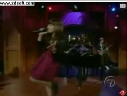 Demi Lovato-This is me(Live) with lyrics 15547 - Demilush - This is me - Live with Regis and Kelly Part o32