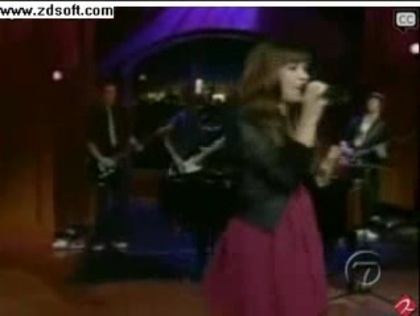 Demi Lovato-This is me(Live) with lyrics 18446 - Demilush - This is me - Live with Regis and Kelly Part o37