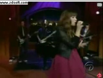 Demi Lovato-This is me(Live) with lyrics 18478 - Demilush - This is me - Live with Regis and Kelly Part o37