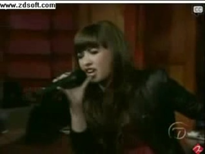 Demi Lovato-This is me(Live) with lyrics 24062 - Demilush - This is me - Live with Regis and Kelly Part o48