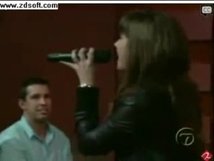 Demi Lovato-This is me(Live) with lyrics 25261 - Demilush - This is me - Live with Regis and Kelly Part o50