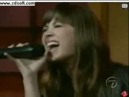 Demi Lovato-This is me(Live) with lyrics 26464 - Demilush - This is me - Live with Regis and Kelly Part o52