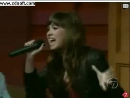 Demi Lovato-This is me(Live) with lyrics 27433 - Demilush - This is me - Live with Regis and Kelly Part o54