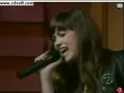 Demi Lovato-This is me(Live) with lyrics 28126