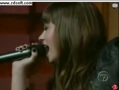 Demi Lovato-This is me(Live) with lyrics 28576 - Demilush - This is me - Live with Regis and Kelly Part o57