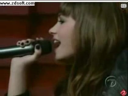 Demi Lovato-This is me(Live) with lyrics 28736 - Demilush - This is me - Live with Regis and Kelly Part o57