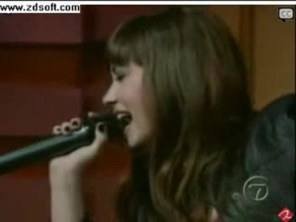 Demi Lovato-This is me(Live) with lyrics 28346 - Demilush - This is me - Live with Regis and Kelly Part o56